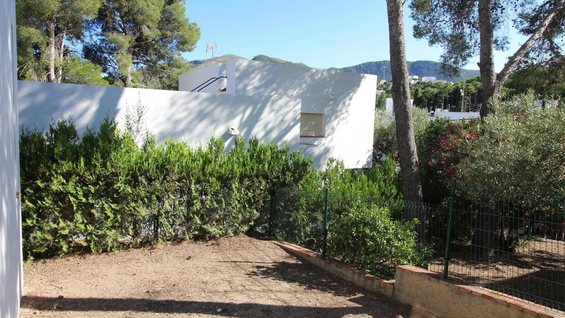 Casa Con Jardin A 100M De La Playa De La Farella, Wifi Y Garaje Privado - Es-228-175 Villa Llanca Holiday home